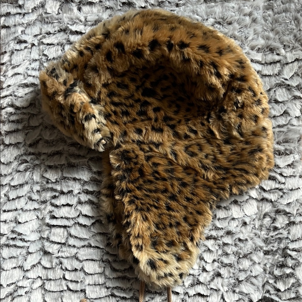 Faux Fur Leopard Trapper Hat - Brown
